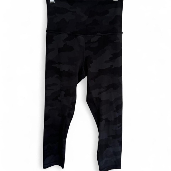 lululemon athletica Kids Dark Camouflage Leggings - Picture 1 of 3